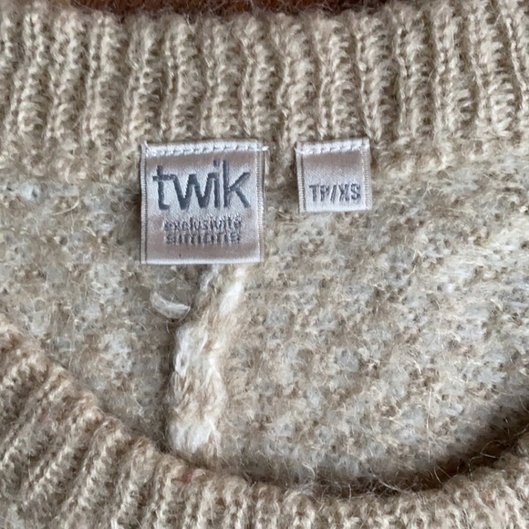 Twik sweater, circular shape - Picture 2 of 3